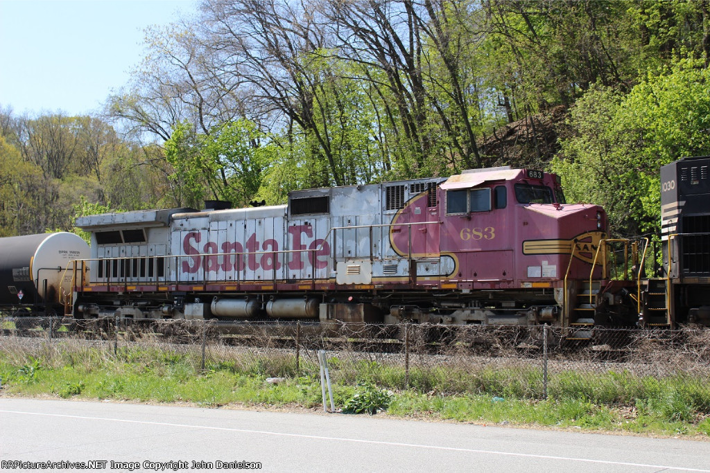 ATSF 683